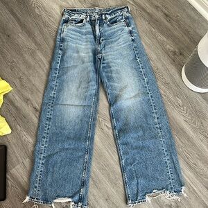 AMERICAN EAGLE DREAMY DRAPE JEANS